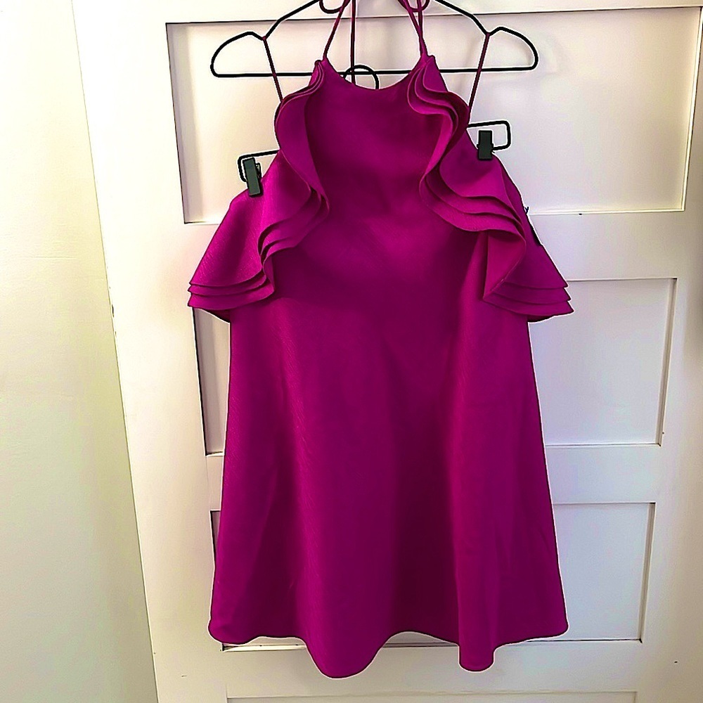 BADGLEY MISCHKA | EUC Kieran Ruffle Halter Dress Magenta Pink sz 6 - Picture 2 of 5